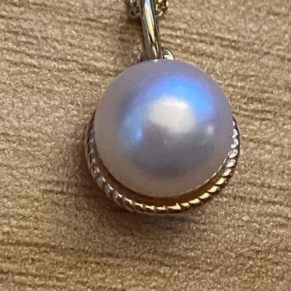 ANGARA Freshwater Cultured Pearl and Diamond Twist Bale Pendant Necklace for Women, Girls in 14K White Gold (Grade-AA|Size-10mm) June Birthsto並行輸入